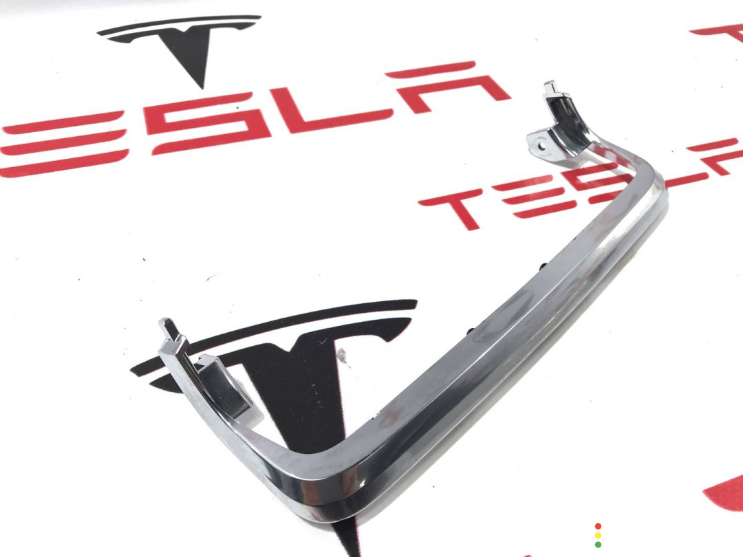 1564400-24-C, 1625136-00-D Накладка центральной консоли Tesla Model S 2-й рест 2021г. - фото №1