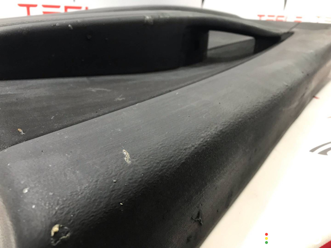 1497295-01-A, 1498035-00-A, 1498461-00-A обшивка двери передней правой Tesla Model Y 2020г. - фото №6