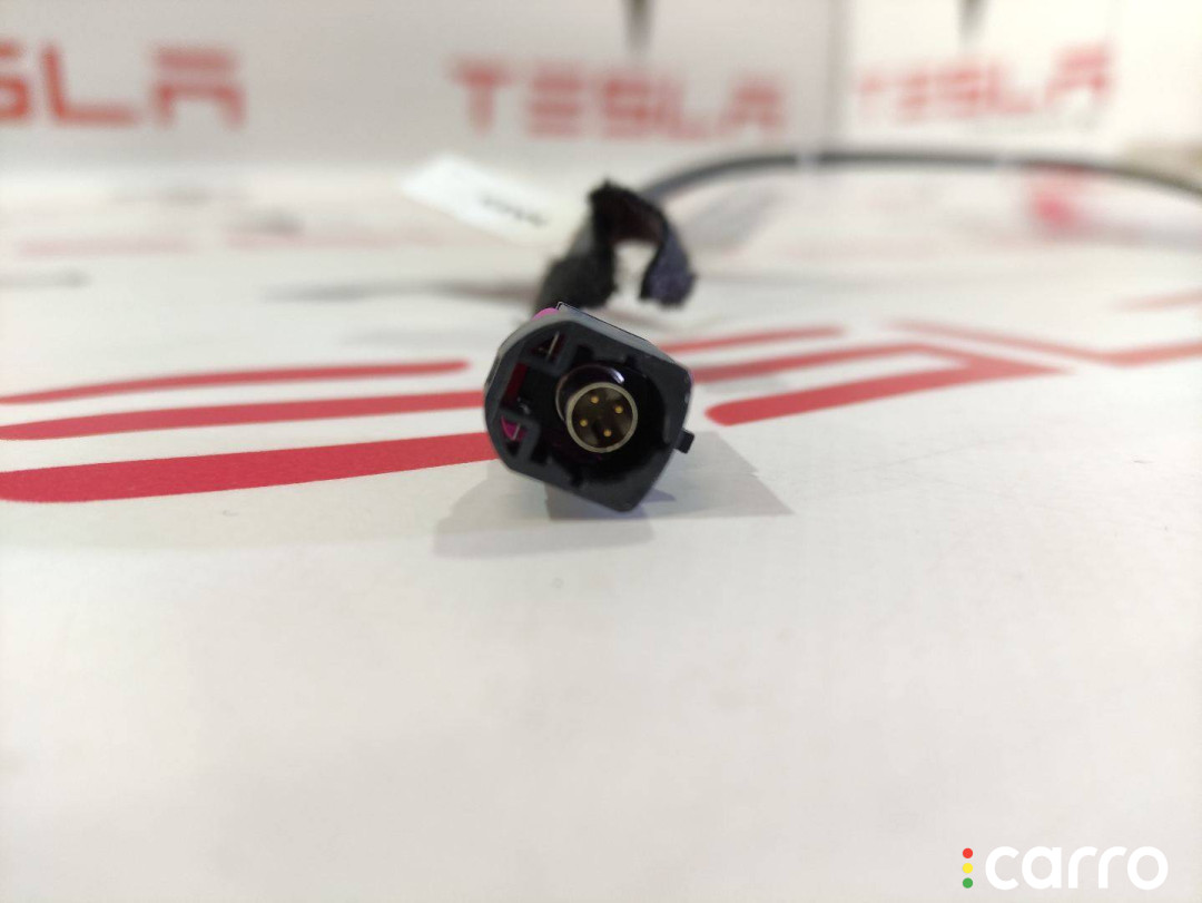 1082436-02-B, 1507950-00-A проводка Tesla Model X 2017г. - фото №3