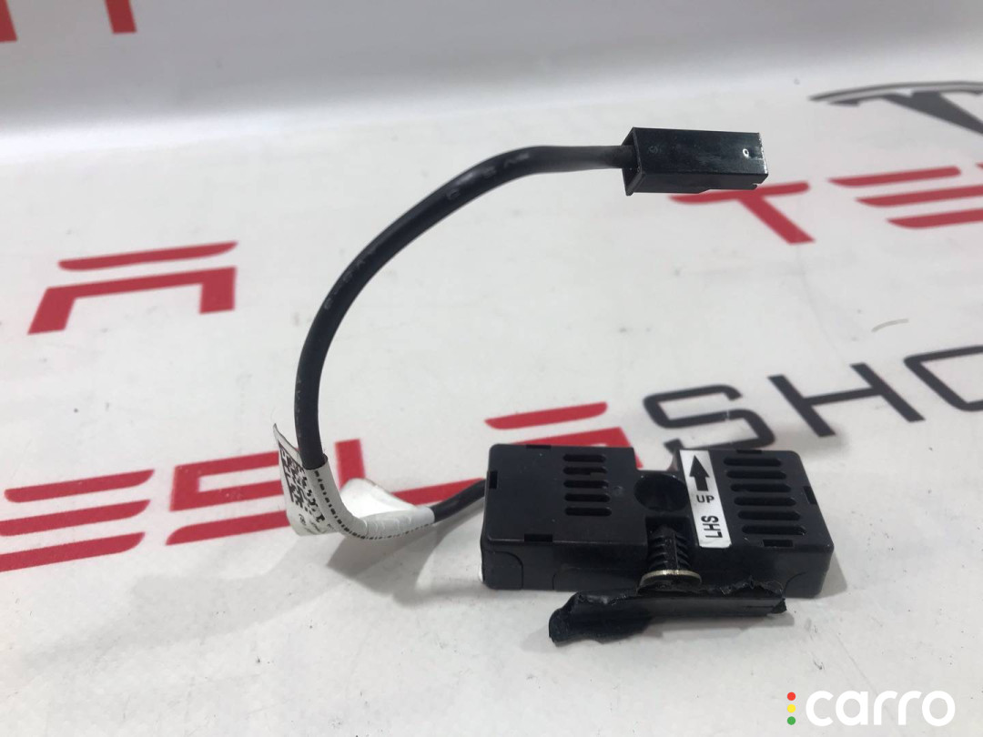 101200200B антенна Tesla Model X 2017г. - фото №1