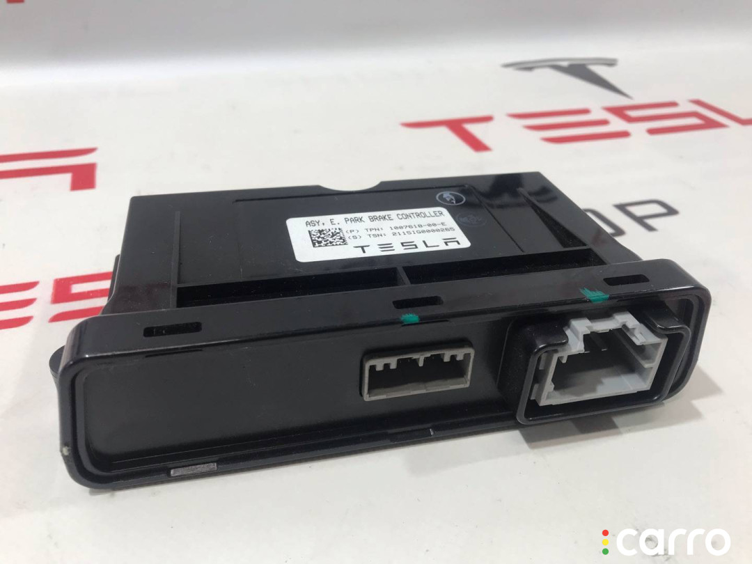 1007618-00-E ЭБУ электронного стояночного тормоза Tesla Model S 2017г. - фото №1