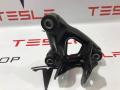 1110232-00-C, 1111520-00-B кронштейн двигателя передний правый Tesla Model 3 2020г. - фото №2