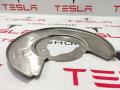 1044665-00-C Кожух тормозного диска Tesla Model 3 2020г. - фото №3