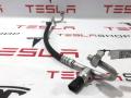 1092158-00-F Трубка кондиционера Tesla Model 3 - фото №3