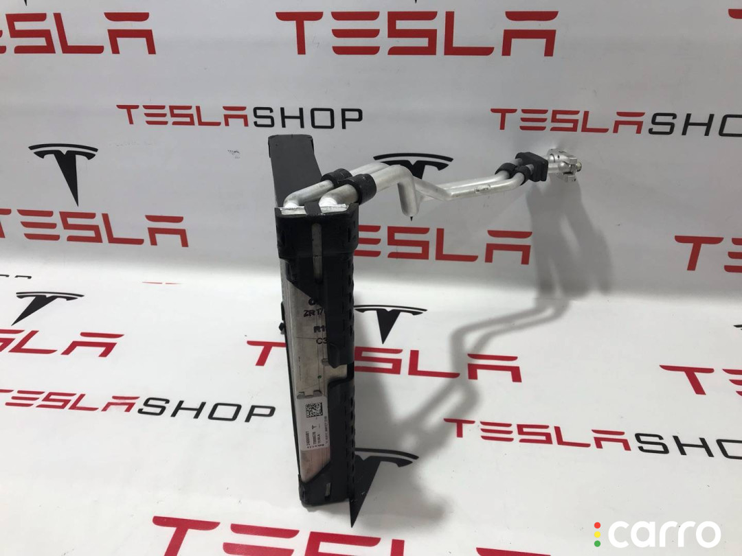 1099999-00-I, T74854B, T86957B радиатор отопителя (печки) Tesla Model 3 2019г. - фото №2
