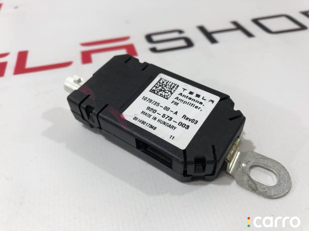 1079735-00-A усилитель антенны Tesla Model 3 2020г. - фото №1