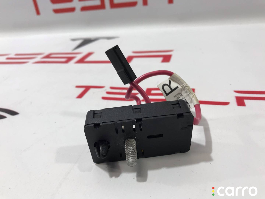 1509421-00-B антенна Tesla Model 3 2020г. - фото №2