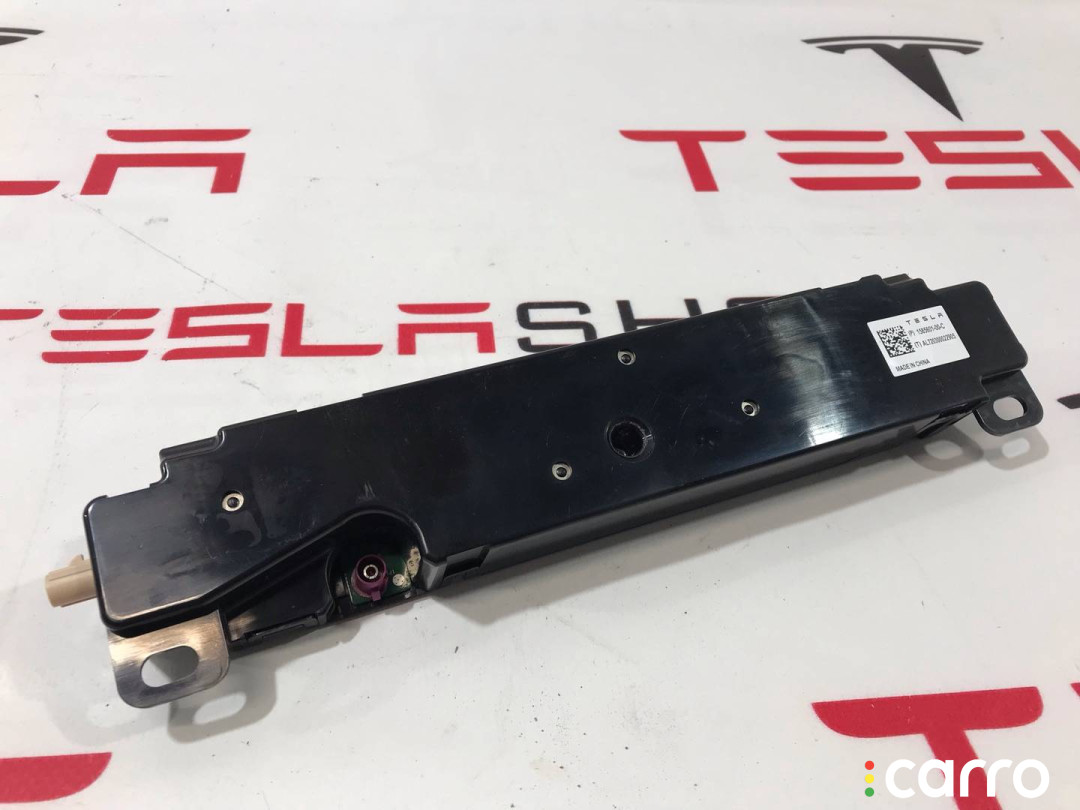 1585601-00-C антенна Tesla Model 3 2020г. - фото №1