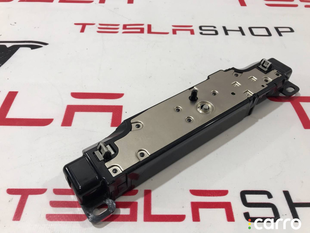 1585601-00-C антенна Tesla Model 3 2020г. - фото №4