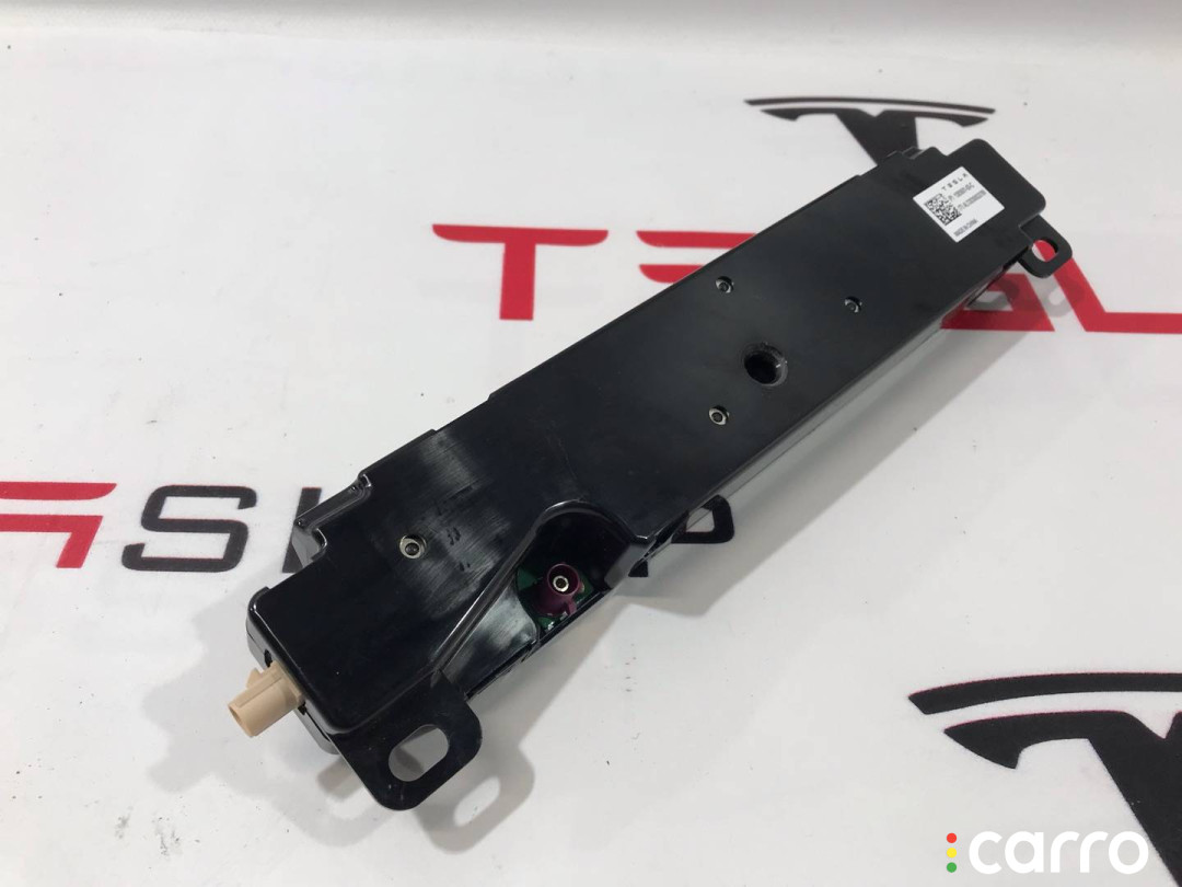 1585601-00-C антенна Tesla Model 3 2020г. - фото №2