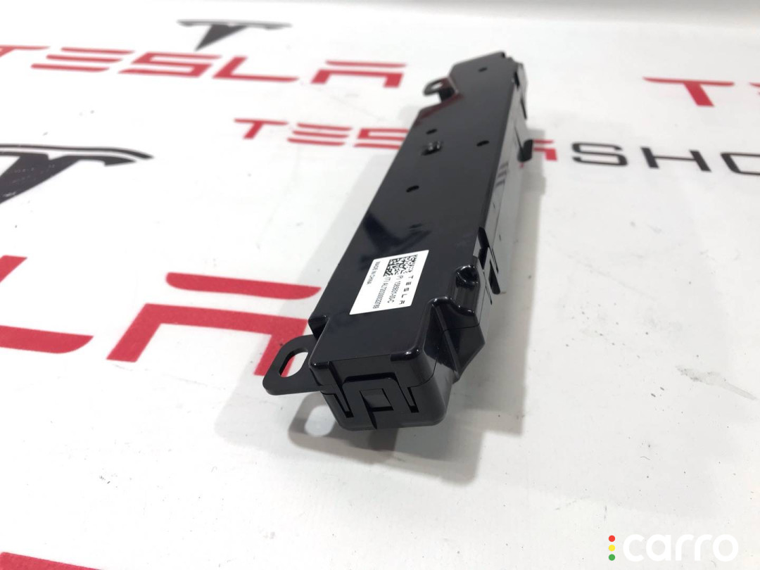 1585601-00-C антенна Tesla Model 3 2020г. - фото №5