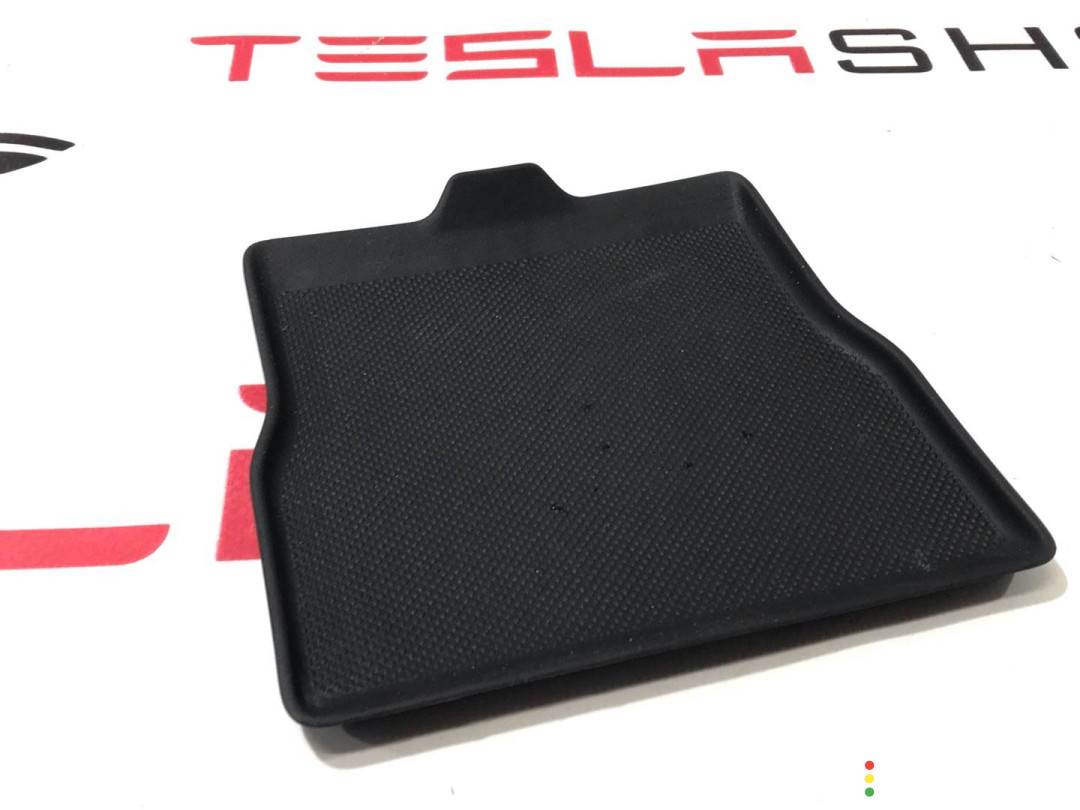 1093093-00-B коврик консоли Tesla Model 3 2020г. - фото №1
