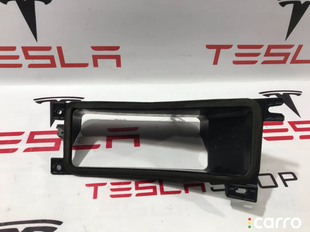 1013536-00-A Корпус воздушного фильтра Tesla Model S 2015г. - фото №1