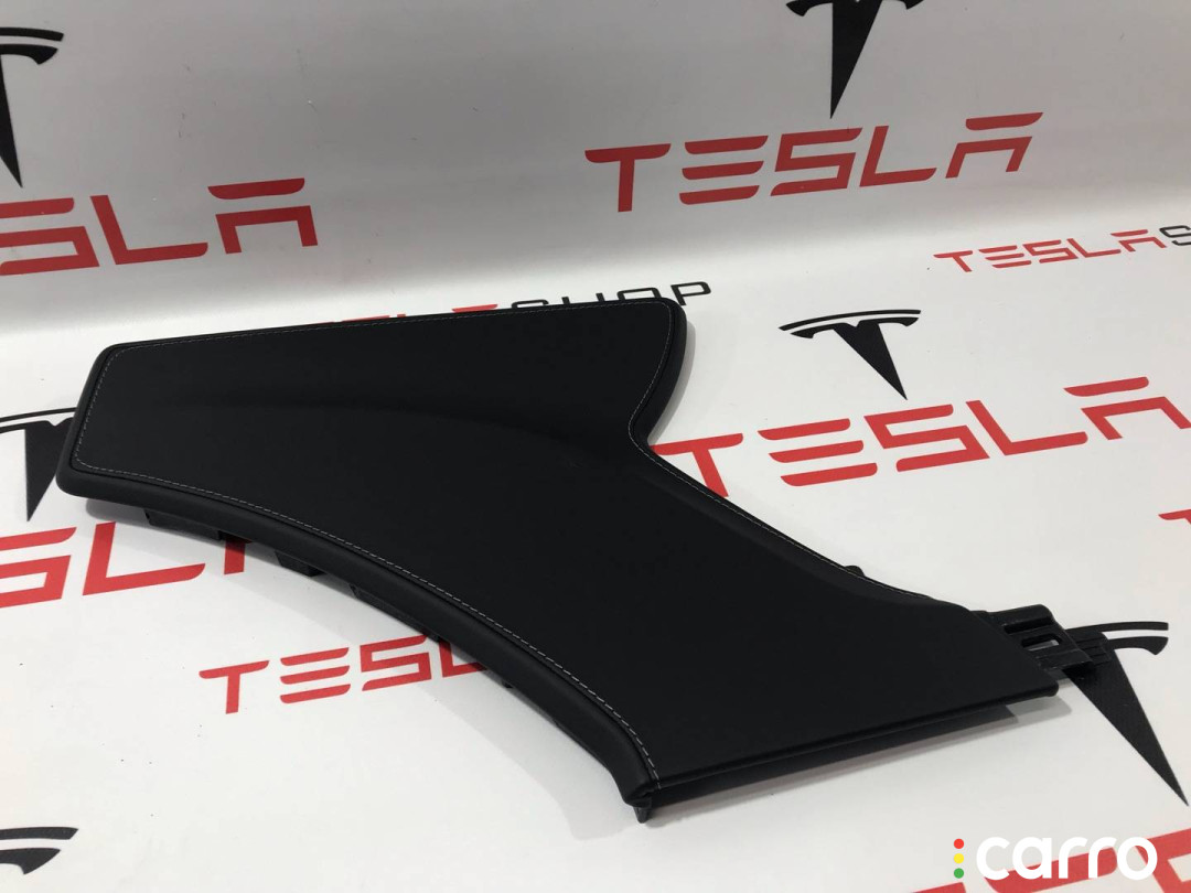1008227-01-F Накладка центральной консоли Tesla Model S 2015г. - фото №1