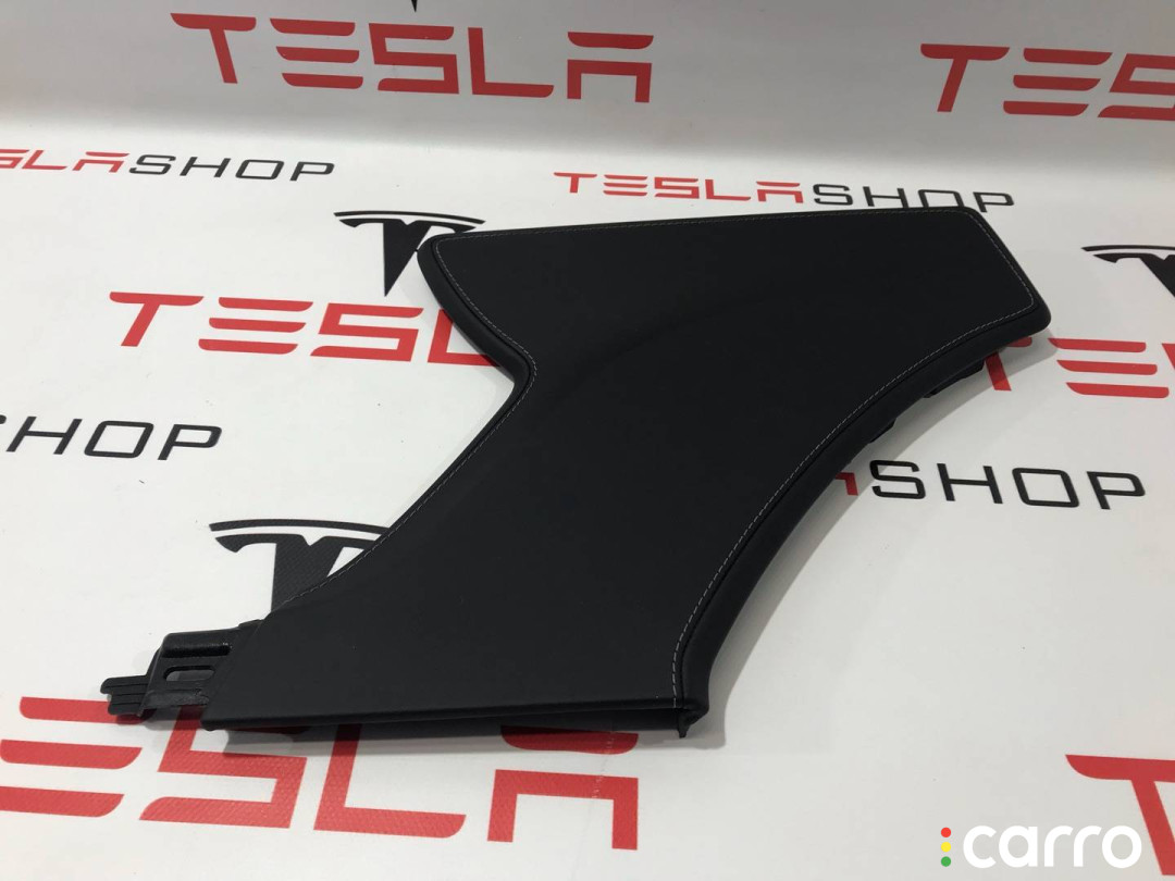 1008224-01-F Накладка центральной консоли Tesla Model S 2015г. - фото №1