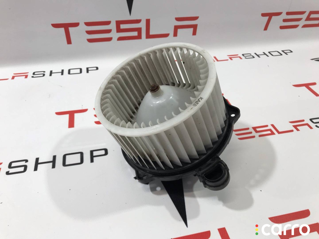 6007600, 1051864-00-A, 6007378-00-G моторчик печки Tesla Model S 2015г. - фото №1