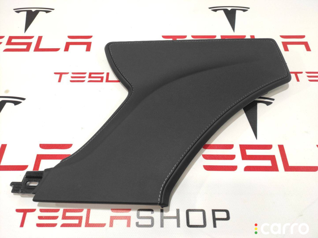 1008224-01-F Накладка центральной консоли Tesla Model S 2015г. - фото №1