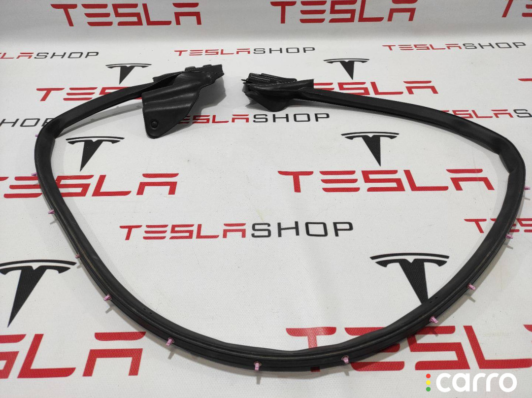 600959300D Уплотнитель передней двери Tesla Model S 2016г. - фото №1