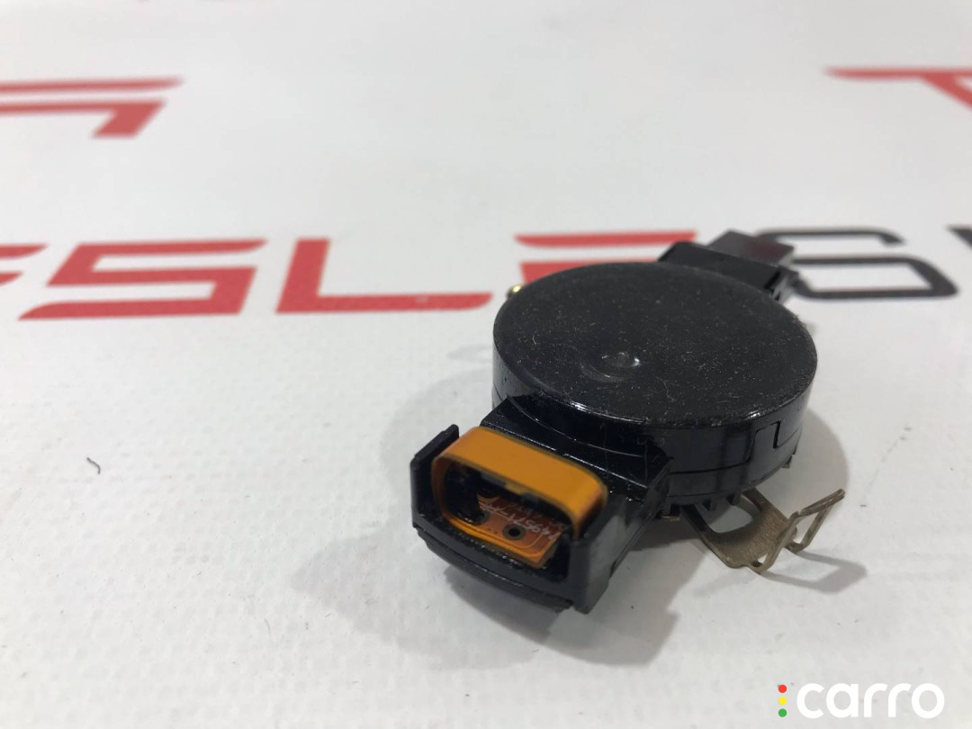 6PW011357-02, 1011582-00-C датчик дождя Tesla Model S 2015г. - фото №1