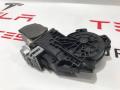 1028819-00-B моторчик стеклоподъемника передний правый Tesla Model X 2017г. - фото №4