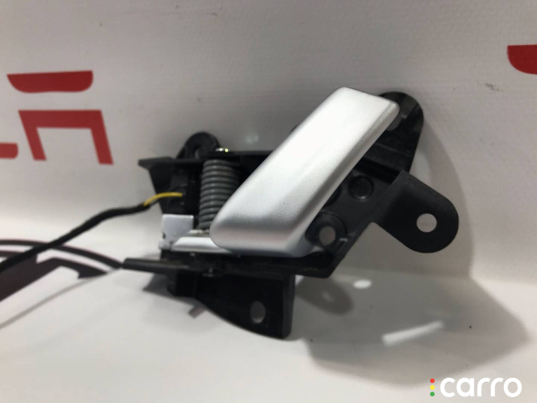 1008436-00-E, 1002973-00-G ручка внутренняя двери передней левой Tesla Model S 2015г. - фото №3