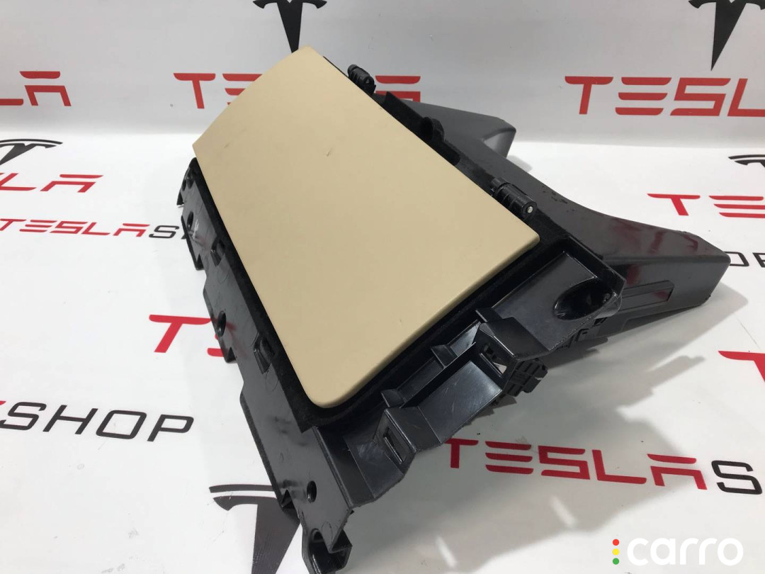 1009475-00-C, 1002299-00-B, 1003327-08-L, 1035104-00-B Бардачок Tesla Model S 2013г. - фото №2
