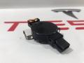 6PW011357-02, 1011582-00-C датчик дождя Tesla Model S 2013г. - фото №4