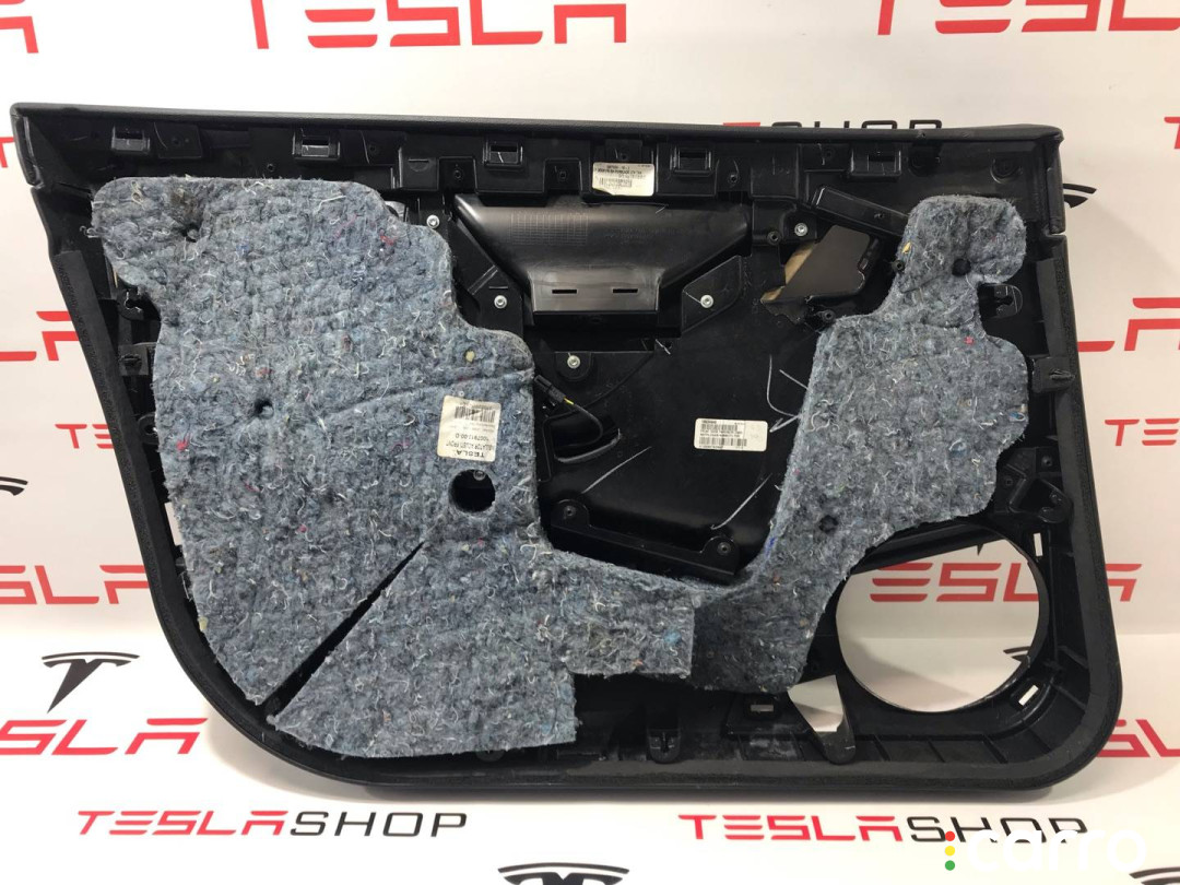 1007912-00-D, 1007936-10-J обшивка двери передней правой Tesla Model S 2013г. - фото №5