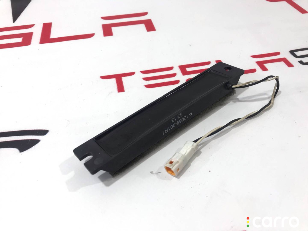 1014951-00-A, X-12069-001R1 Антенна системы комфортного доступа Tesla Model S 2013г. - фото №2