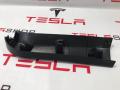 1009234-00-I, 1009252-00-G Накладка крышки багажника Tesla Model S 2013г. - фото №3