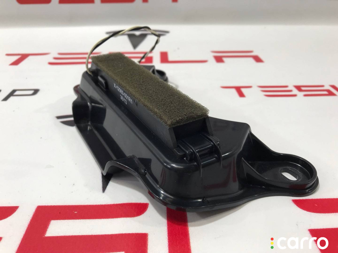 1015865-00-A, 1014951-00-A, X-12069-001R1 Антенна системы комфортного доступа Tesla Model S 2013г. - фото №2