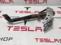 1050657-00-A, 6006455-00-A Педаль тормоза Tesla Model S 2013г. - фото №3