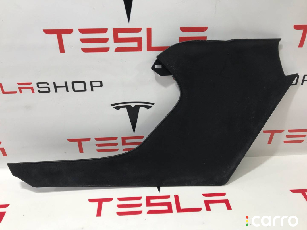 1008244-98-I, 1002387-00-F Накладка центральной консоли Tesla Model S 2013г. - фото №1