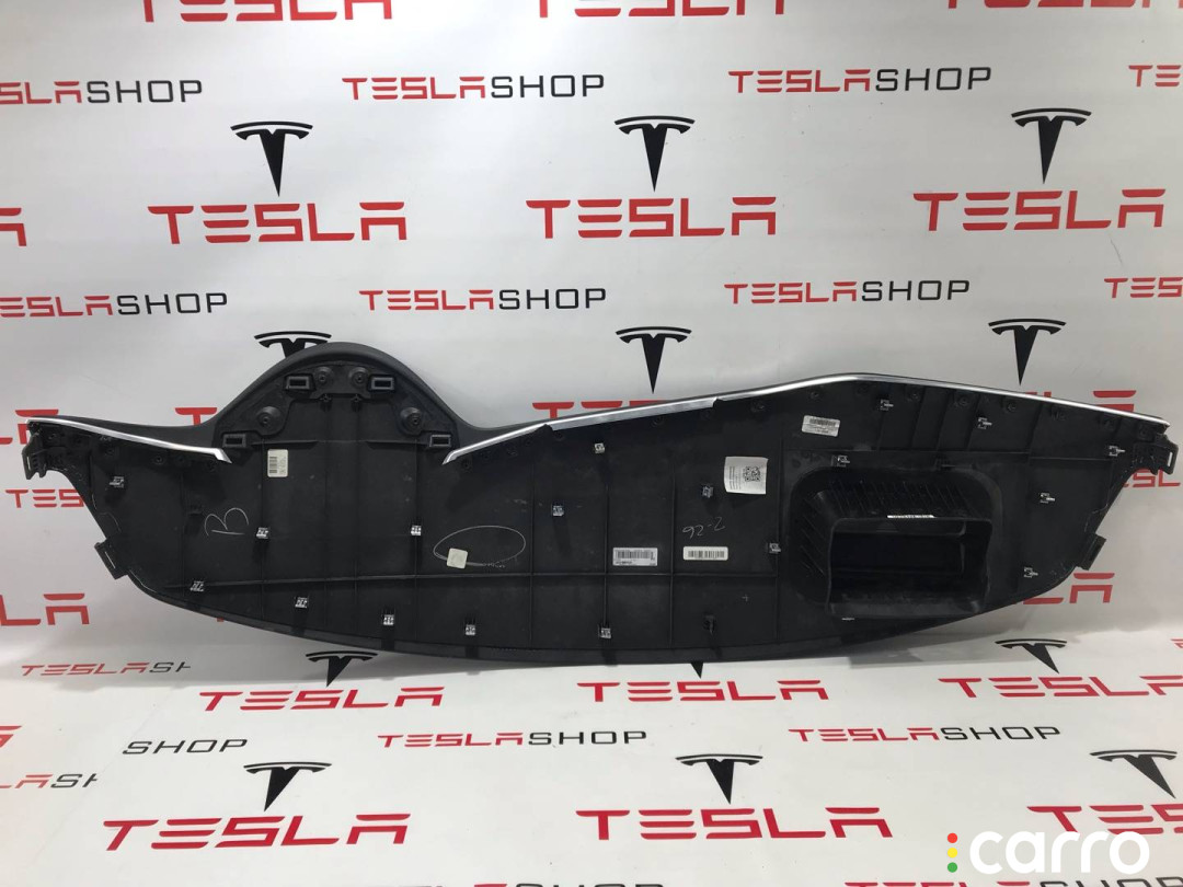 1004397-05-F панель передняя салона (торпедо) Tesla Model S 2013г. - фото №5