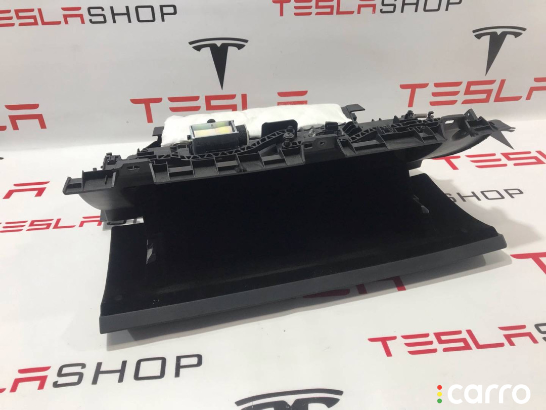 1083340-00-O Бардачок Tesla Model 3 2018г. - фото №3