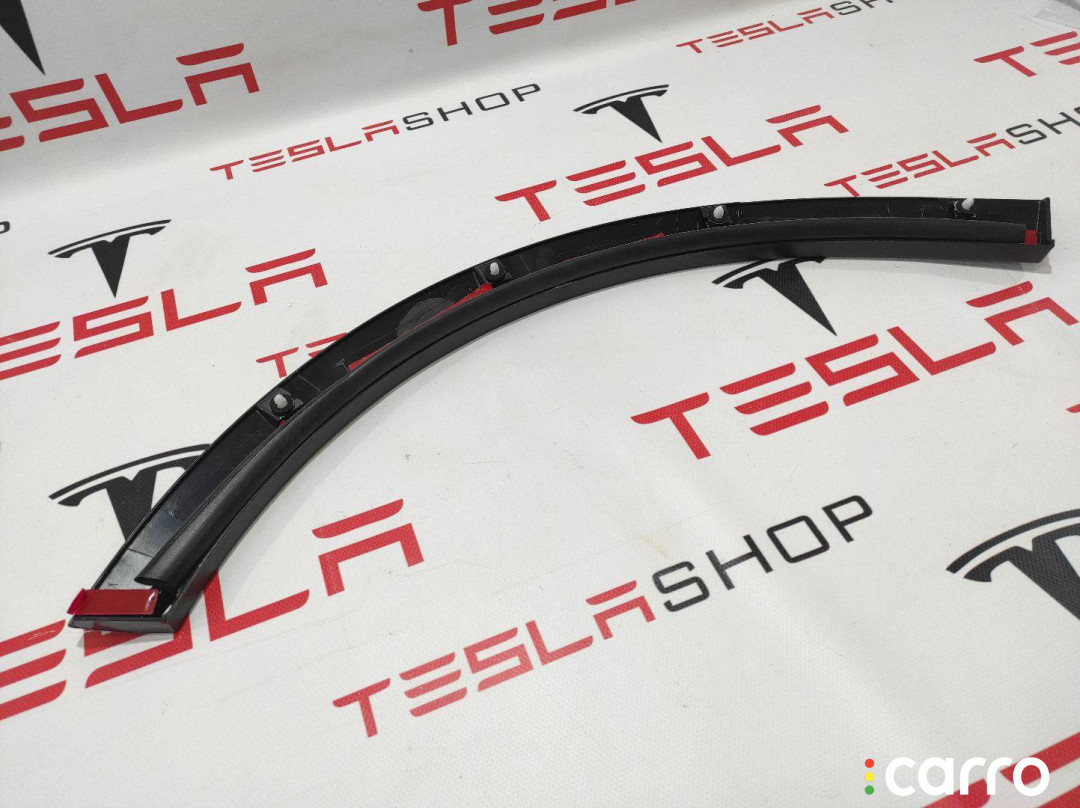 1032269-00-C, 1045892-00-D Молдинг крыла задний левый Tesla Model X 2016г. - фото №3