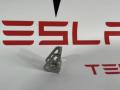1042845-00-B ручка наружная двери Tesla Model S 2020г. - фото №3