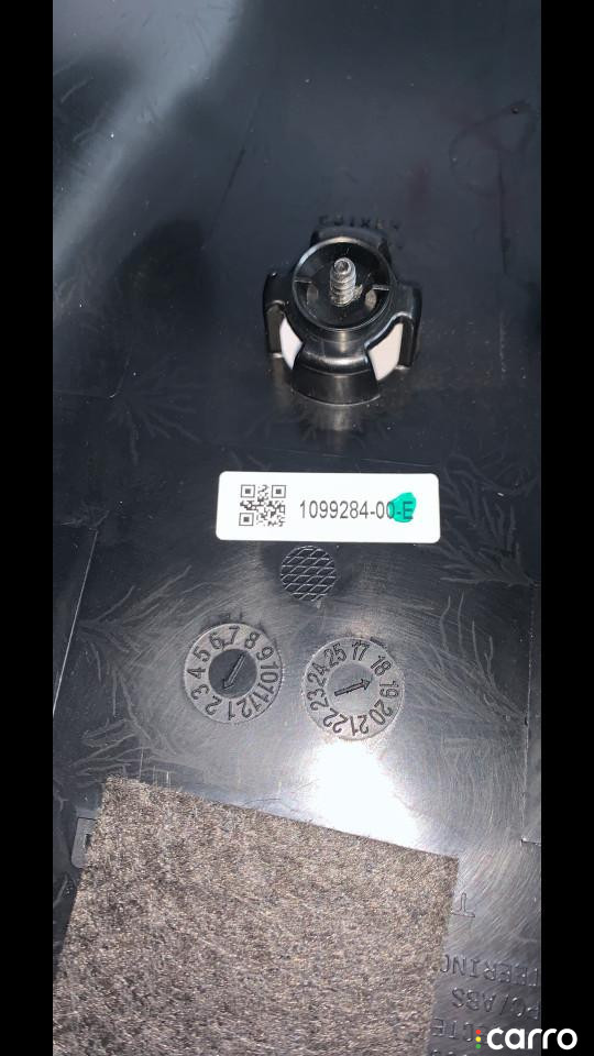 1099284-00-E, 1100572-00-E кожух рулевой колонки Tesla Model 3 2019г. - фото №6