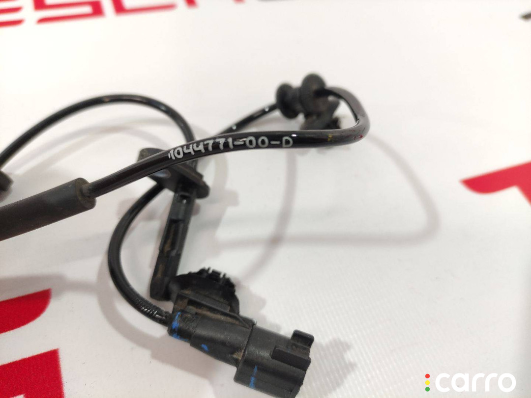 1044771-00-D, 1188771-00-A Датчик ABS Tesla Model 3 2019г. - фото №2