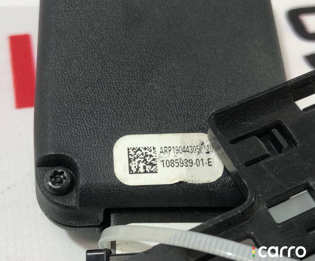 1085939-01-E Замок ремня безопасности задний левый Tesla Model 3 2019г. - фото №4