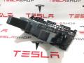 1009475-00-B, 1003327-10-K Бардачок Tesla Model S 2015г. - фото №4