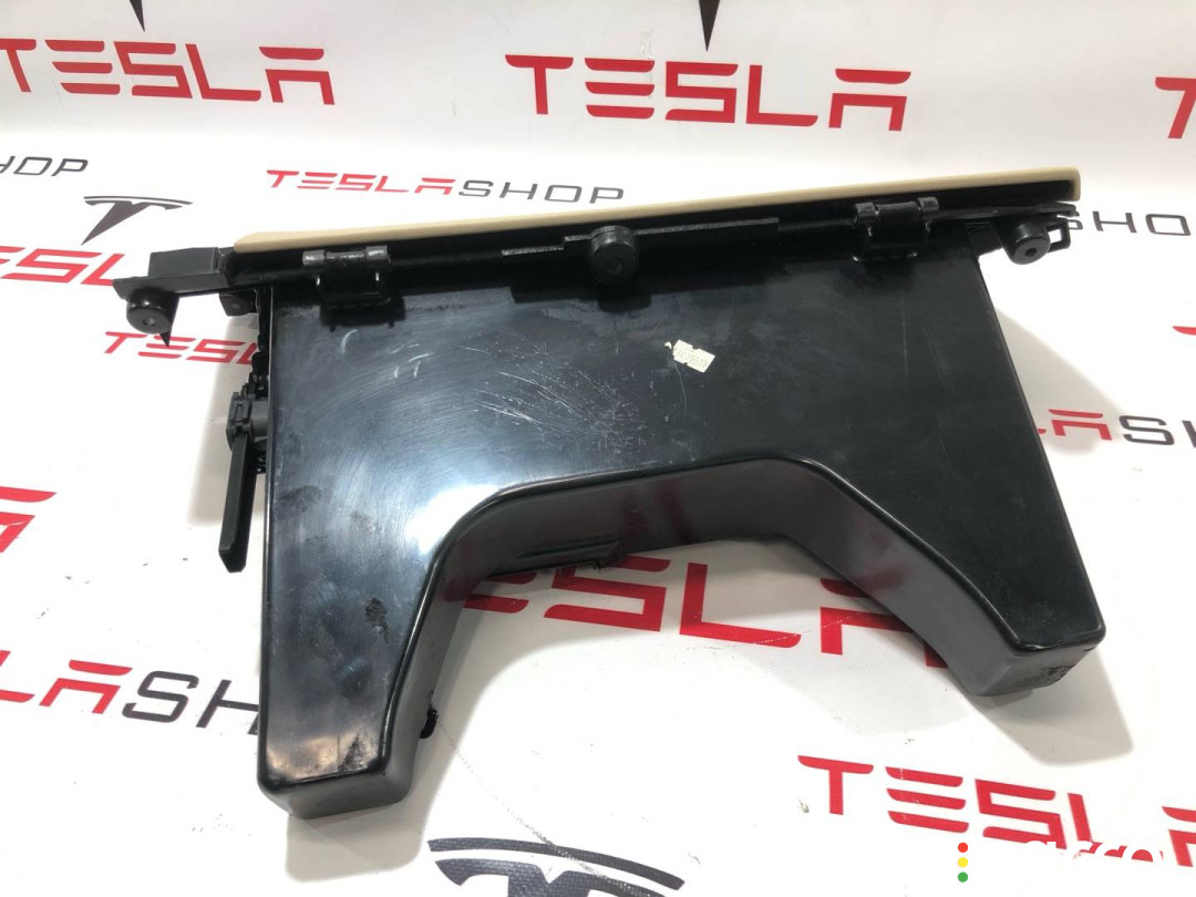 1009475-00-B, 1003327-10-K Бардачок Tesla Model S 2015г. - фото №5