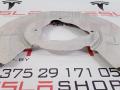 1044666-00-C Кожух тормозного диска Tesla Model 3 2019г. - фото №3