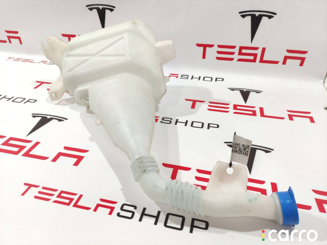 1005400-00-D бачок омывателя Tesla Model S 2012г. - фото №1