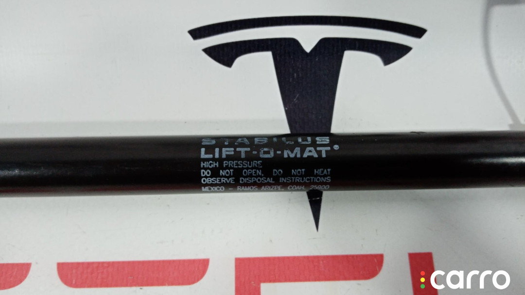 6006608-00-B Амортизатор крышки багажника (3-5 двери) Tesla Model S 2012г. - фото №2