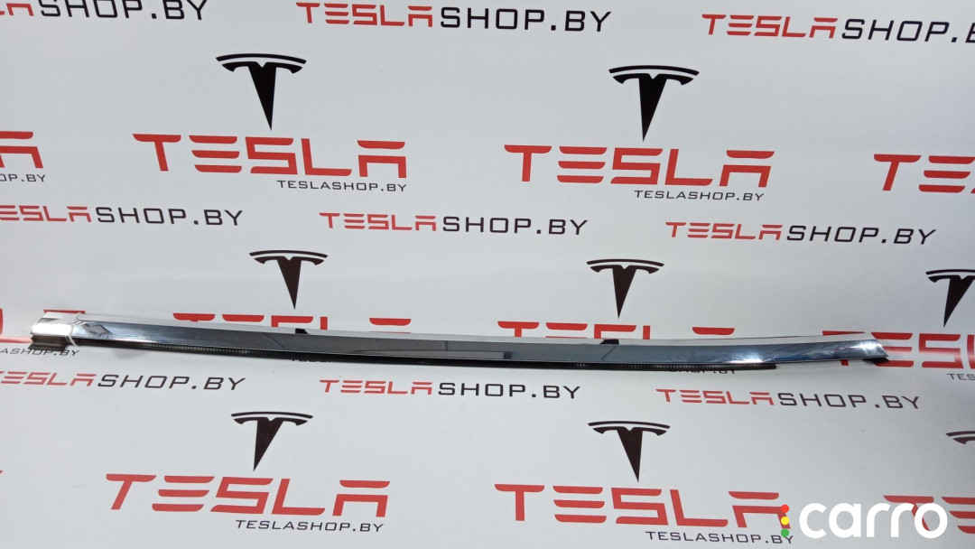 109578900C молдинг двери задней левой Tesla Model S 2012г. - фото №1
