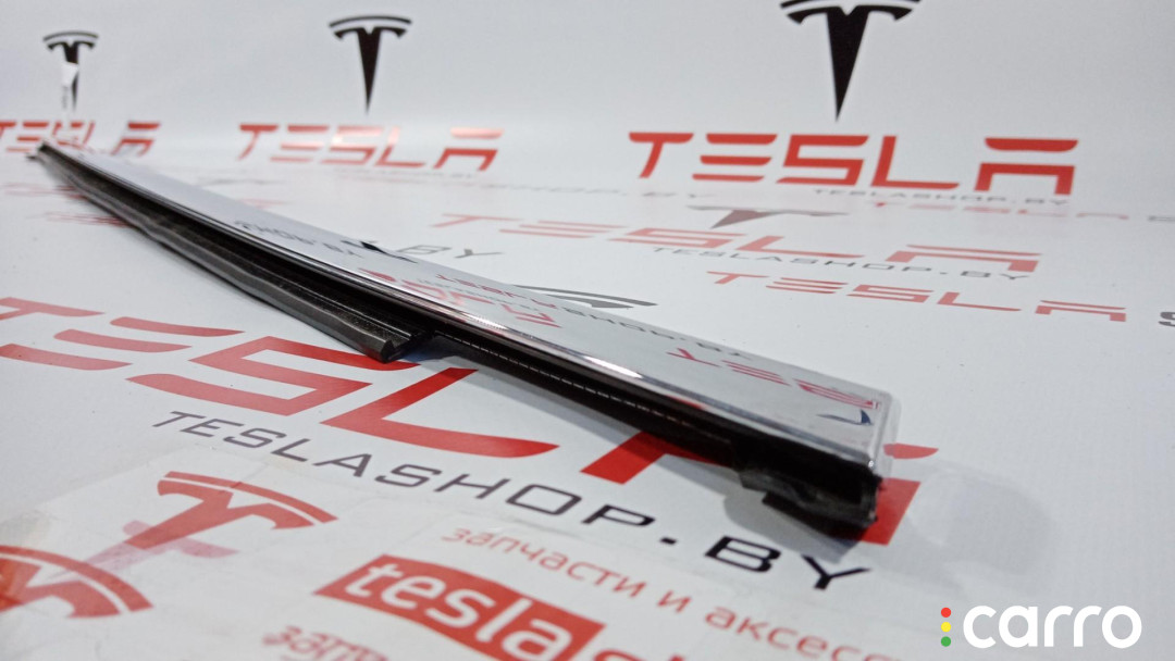 109578900C молдинг двери задней левой Tesla Model S 2012г. - фото №2