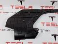 1008248-00-D Накладка центральной консоли Tesla Model S 2015г. - фото №2
