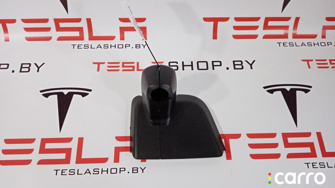 1008369-00-F, 1008370-00-F накладка зеркала внутреннего Tesla Model S 2015г. - фото №1