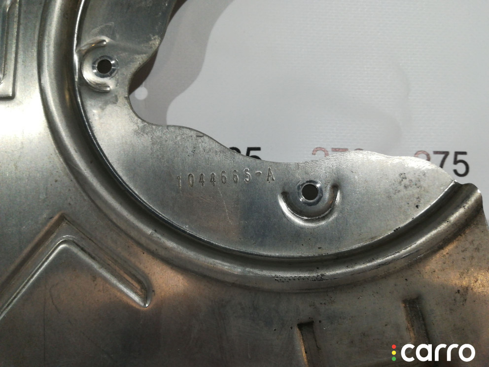 1044665-00-C Кожух тормозного диска Tesla Model 3 2019г. - фото №4